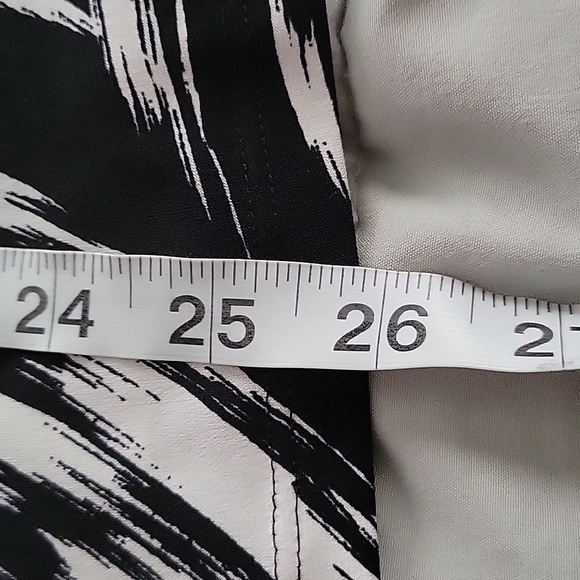 Kenneth Cole Reaction Sleeveless Blouse - Picture 11 of 11